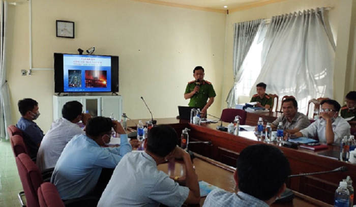 Hoi nghi tap huan Nghi dinh 136 2